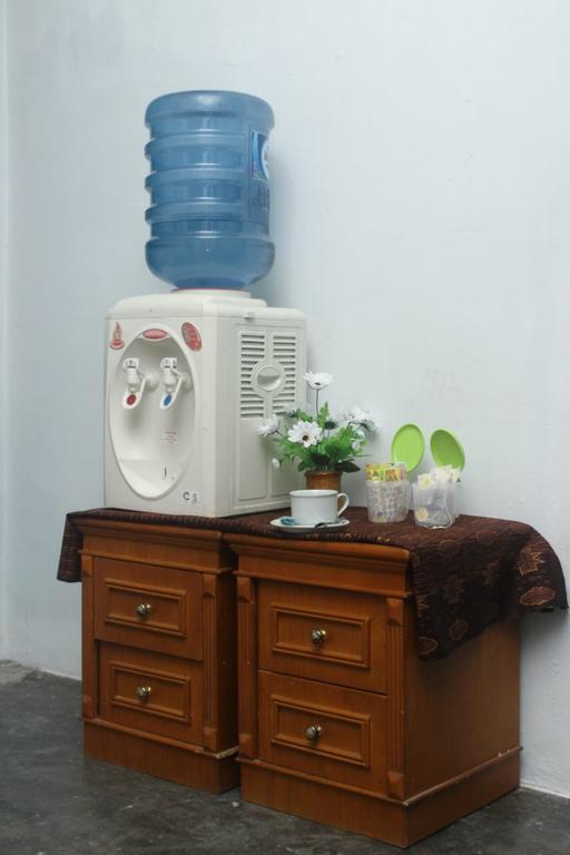 Kuala Namu Guest House Medan Exterior photo