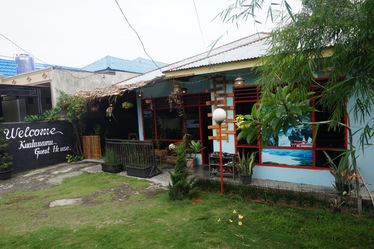 Kuala Namu Guest House Medan Exterior photo